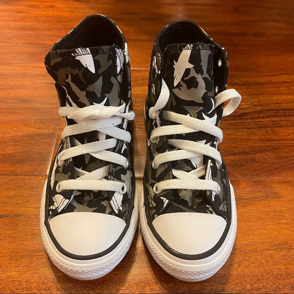 Converse All Star High Tops Shark Pattern Youth Size 12